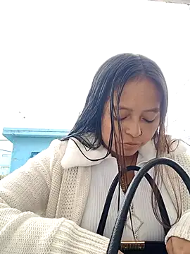 LunaHot 777 online show from 17, 9, 2025