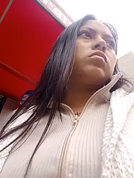 LunaHot 777 online show from 18, 9, 2025