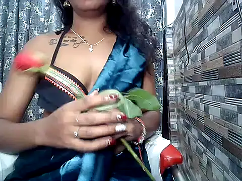 Snapshot of HOT_AARVI11 chatting on 19, 10, 2025 HOT AARVI11 online show from 19, 10, 2025