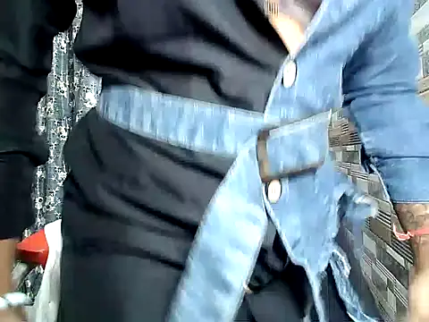 Snapshot of HOT_AARVI11 chatting on 4, 11, 2025 HOT AARVI11 online show from 4, 11, 2025