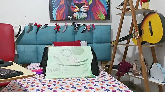 Snapshot of KATTYOCEAN_ chatting on 18, 10, 2025 KATTYOCEAN online show from 18, 10, 2025