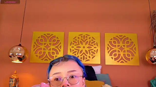 HIKARY MIYAMOTO online show from 5, 2, 2026