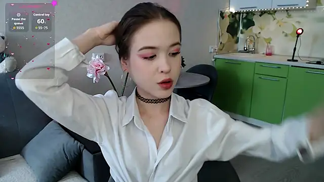 StaceyAngell online show from 28, 9, 2025