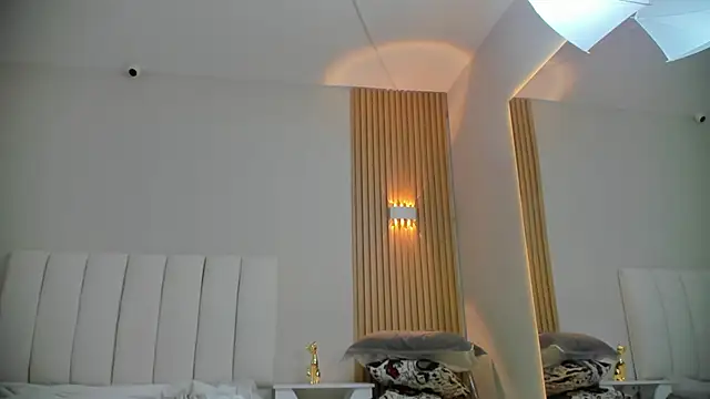 lilyth adam online show from 13, 11, 2025