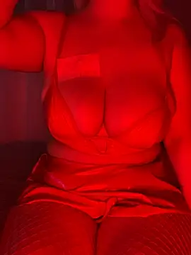 emiliafrancaise online show from 9, 3, 2026