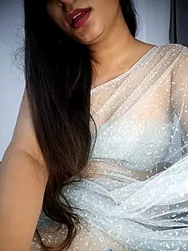 Snapshot of hotty-nisha chatting on 3, 10, 2025 hotty-nisha online show from 3, 10, 2025