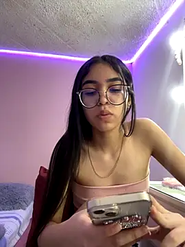  Alix 7 online show from 22, 10, 2025