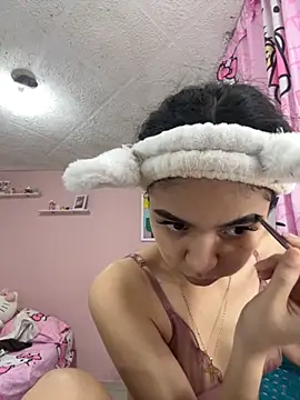  Alix 7 online show from 8, 11, 2025