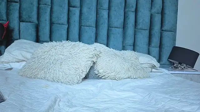 Emma Foxi online show from 19, 3, 2026