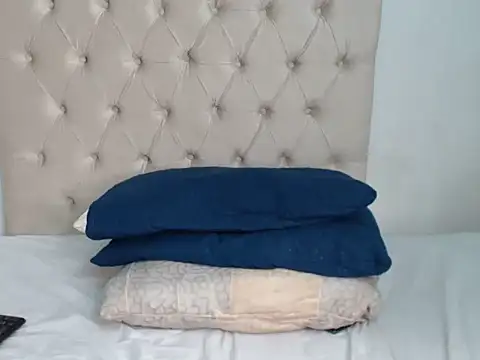 Lolly Ramochele online show from 19, 12, 2025