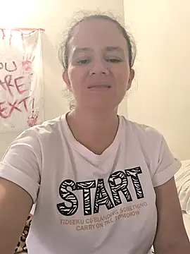 Snapshot of Stelleknoxxx chatting on 28, 10, 2025 Stelleknoxxx online show from 28, 10, 2025