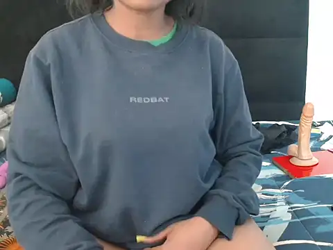 Snapshot of CreamySexyPussy chatting on 3, 11, 2025 CreamySexyPussy online show from 3, 11, 2025