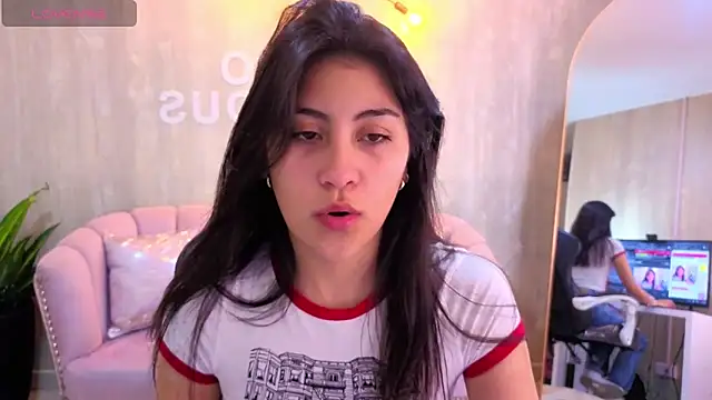 Snapshot of Zoe_Blaze_A chatting on 25, 11, 2025 Zoe Blaze A online show from 25, 11, 2025