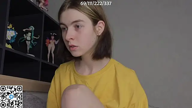 Snapshot of bertamimi chatting on 15, 11, 2025 bertamimi online show from 15, 11, 2025