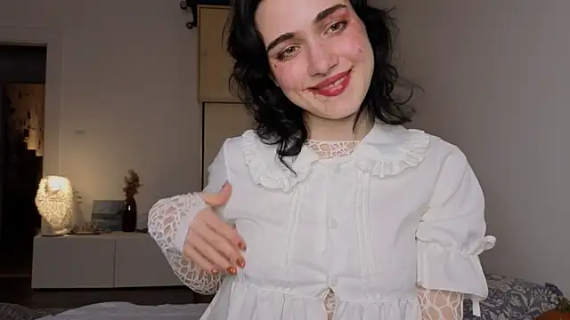 Snapshot of revalation_ chatting on 25, 10, 2025 revalation online show from 25, 10, 2025