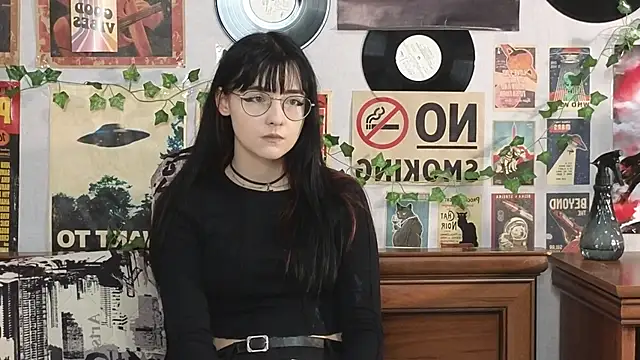 BereniceBattersby online show from 6, 11, 2025