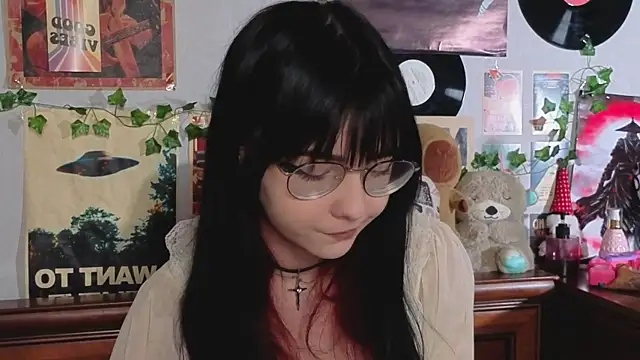 BereniceBattersby online show from 17, 11, 2025