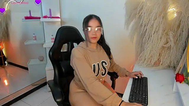 CamiJones online show from 22, 9, 2025