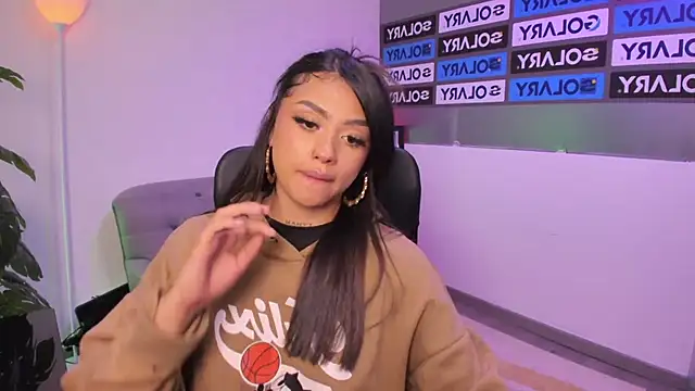 Maddiee Jackson online show from 14, 9, 2025