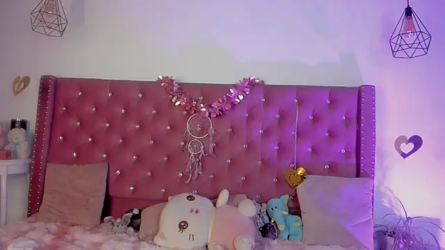 Jade rey  online show from 22, 3, 2026