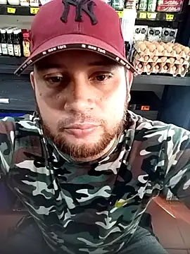 Snapshot of Catire10_ chatting on 10, 10, 2025 Catire10 online show from 10, 10, 2025