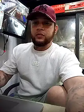 Snapshot of Catire10_ chatting on 13, 10, 2025 Catire10 online show from 13, 10, 2025