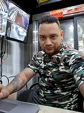 Snapshot of Catire10_ chatting on 13, 11, 2025 Catire10 online show from 13, 11, 2025