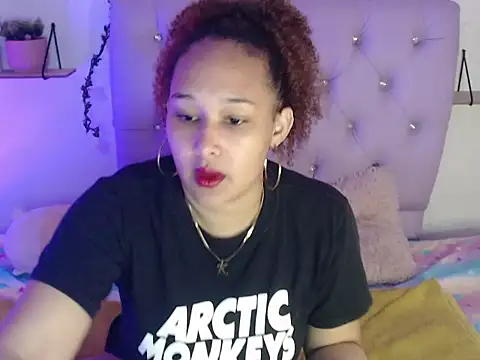 Kristal Miild online show from 9, 9, 2025