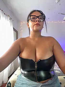 Snapshot of samanthahut1 chatting on 28, 9, 2025 samanthahut1 online show from 28, 9, 2025