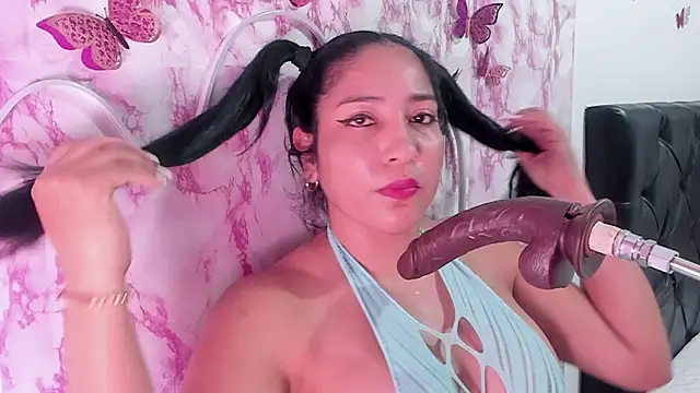 Snapshot of sweetyblowjob19 chatting on 26, 10, 2025 sweetyblowjob19 online show from 26, 10, 2025
