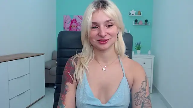 LilFleurish online show from 12, 10, 2025