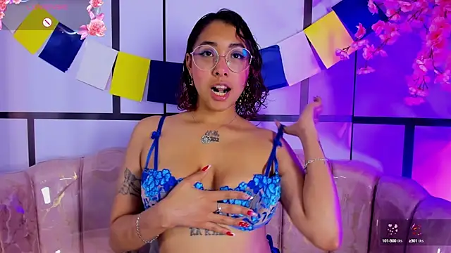 Snapshot of Olivejoness chatting on 27, 9, 2025 Olivejoness online show from 27, 9, 2025