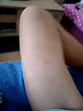 Snapshot of Micki2 chatting on 14, 9, 2025 Micki2 online show from 14, 9, 2025