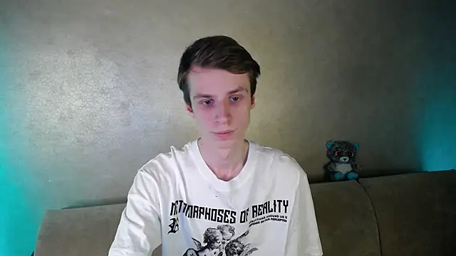 yes cute boy  online show from 26, 3, 2026