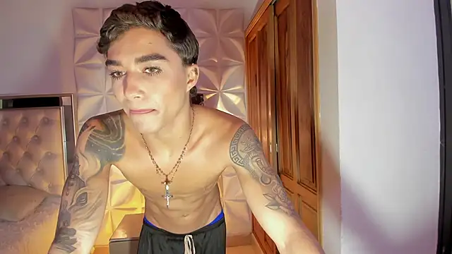 Wyatt Rose online show from 29, 11, 2025