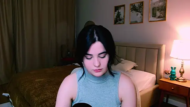 lil angel  online show from 11, 3, 2026