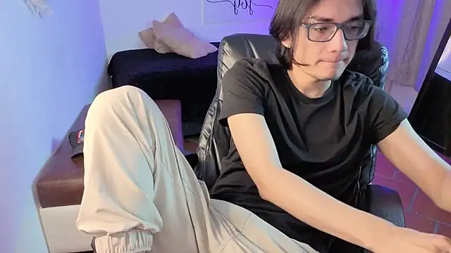 Snapshot of davoxer chatting on 7, 2, 2026 davoxer online show from 7, 2, 2026