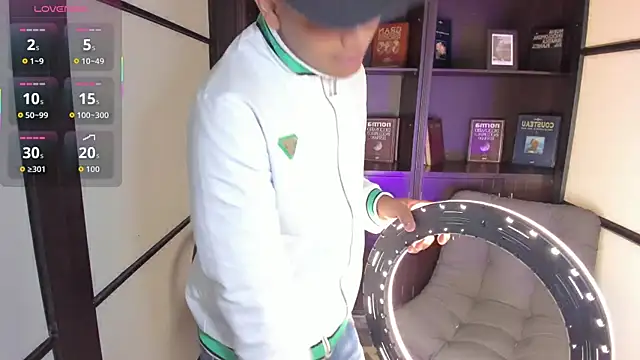 IsaacBlack  online show from 21, 10, 2025