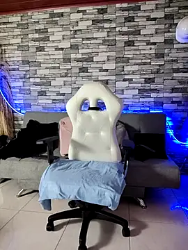 Snapshot of Masterblue_hot chatting on 21, 10, 2025 Masterblue hot online show from 21, 10, 2025