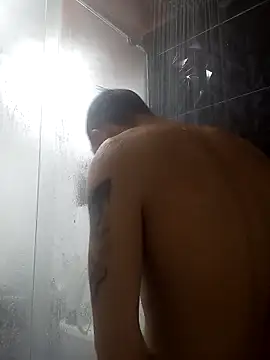 Snapshot of Masterblue_hot chatting on 5, 11, 2025 Masterblue hot online show from 5, 11, 2025