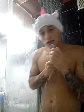 Snapshot of Masterblue_hot chatting on 22, 11, 2025 Masterblue hot online show from 22, 11, 2025