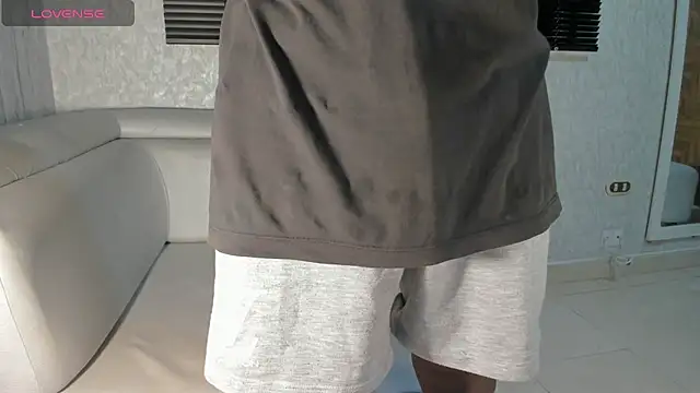 Cam Brown online show from 22, 9, 2025