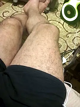 Snapshot of bullut06 chatting on 13, 11, 2025 bullut06 online show from 13, 11, 2025