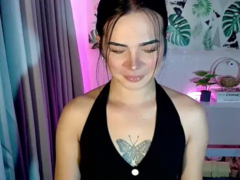 Snapshot of _SexyButterfly chatting on 10, 10, 2025 SexyButterfly online show from 10, 10, 2025