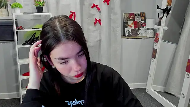 Marissa Garcia online show from 9, 9, 2025