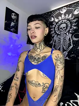 Snapshot of aa_lunit chatting on 8, 10, 2025 aa lunit online show from 8, 10, 2025