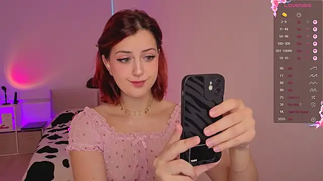 bananasgirl online show from 3, 10, 2025