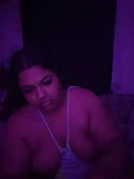 Snapshot of 1n0nlythroat chatting on 18, 10, 2025 1n0nlythroat online show from 18, 10, 2025