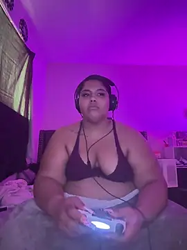 Snapshot of 1n0nlythroat chatting on 31, 10, 2025 1n0nlythroat online show from 31, 10, 2025