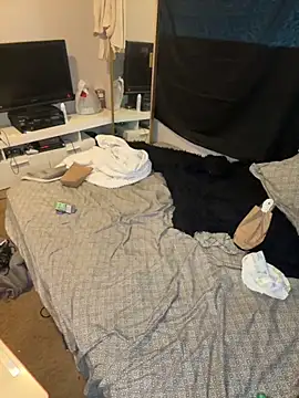 Snapshot of 1n0nlythroat chatting on 5, 11, 2025 1n0nlythroat online show from 5, 11, 2025